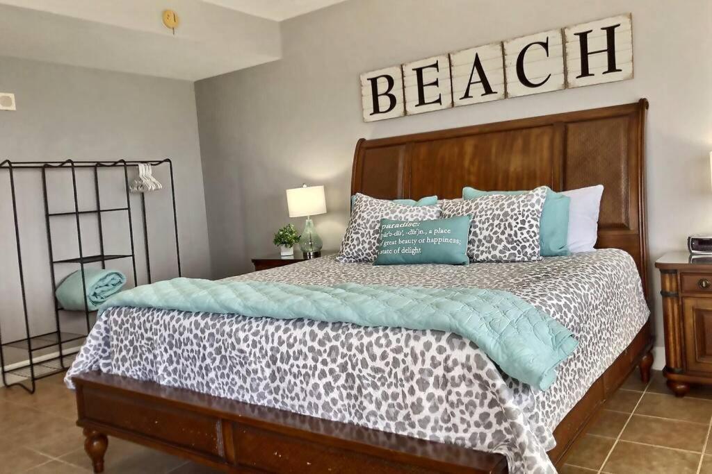 Happy Ours 2200 Sq Ft Corner Beachfront Sleeps 12 Panama City Beach Εξωτερικό φωτογραφία